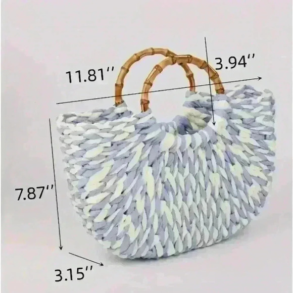 Woman’s woven handbag - Picture 2 of 3